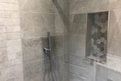 Tiled shower alcove