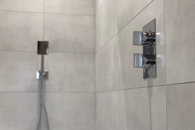 Shower valve and head