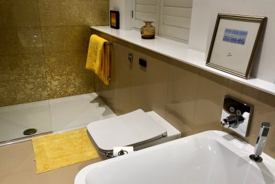 Wall hung w.c and box work