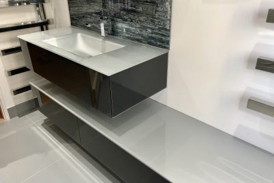 Wall hung vanity basin