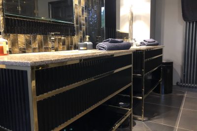 Double vanity basins 2