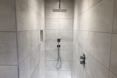 Walk in shower